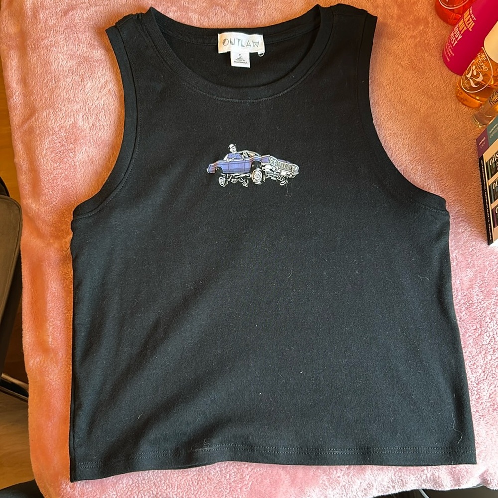 Black and Purple Skull Tank 
Size Small 
Ross
